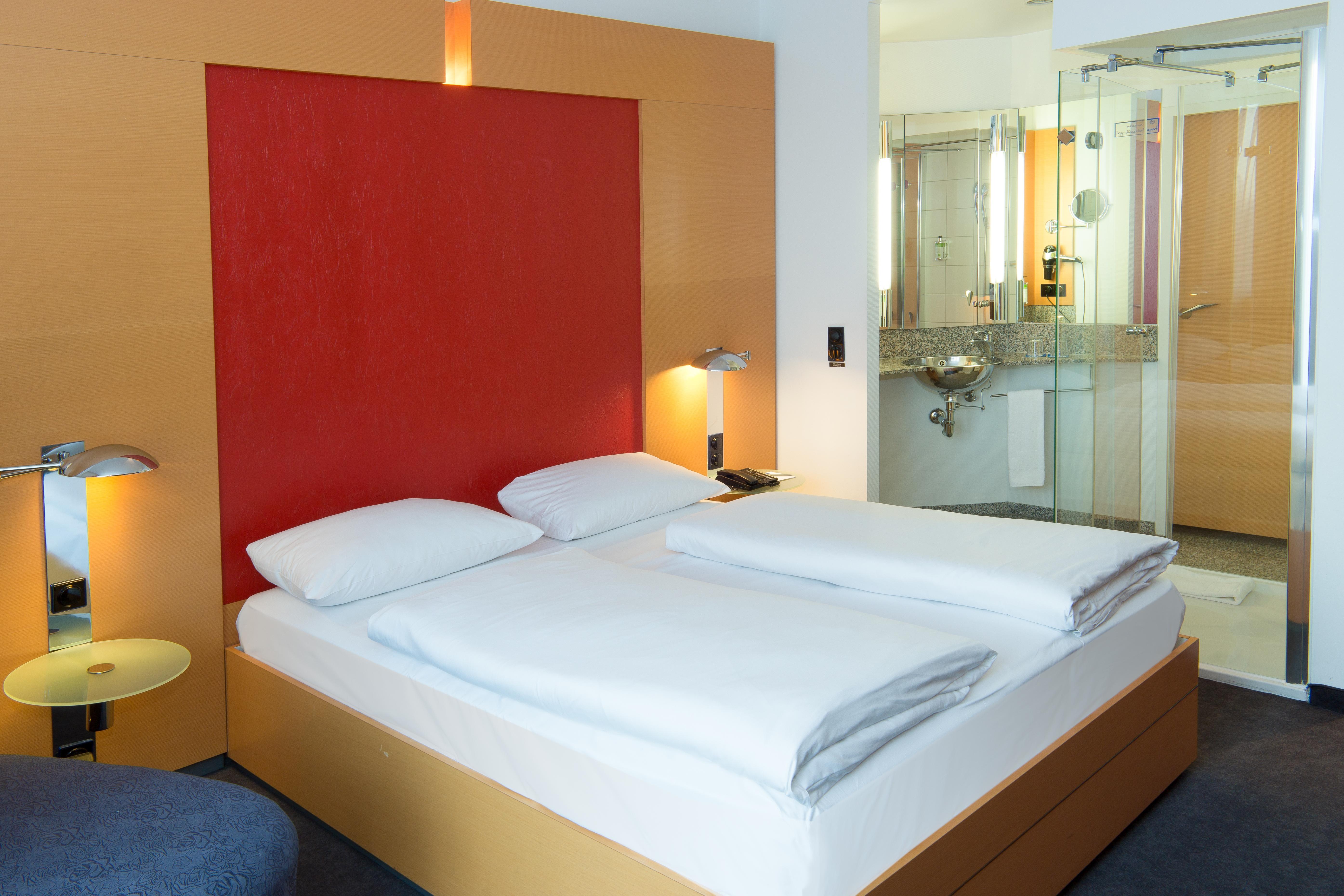 Four Ratingen Dusseldorf Airport Hotel Bagian luar foto