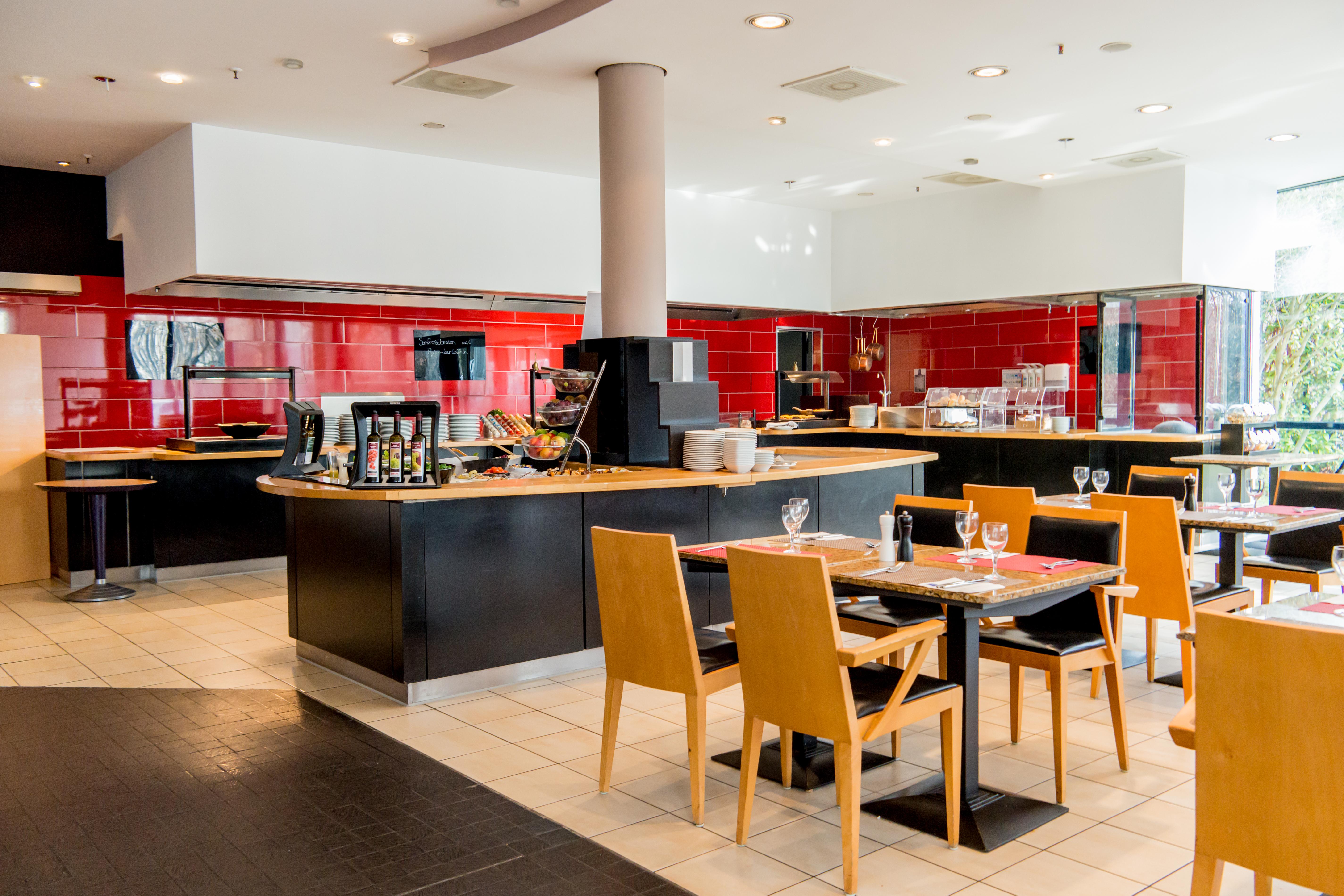 Four Ratingen Dusseldorf Airport Hotel Bagian luar foto
