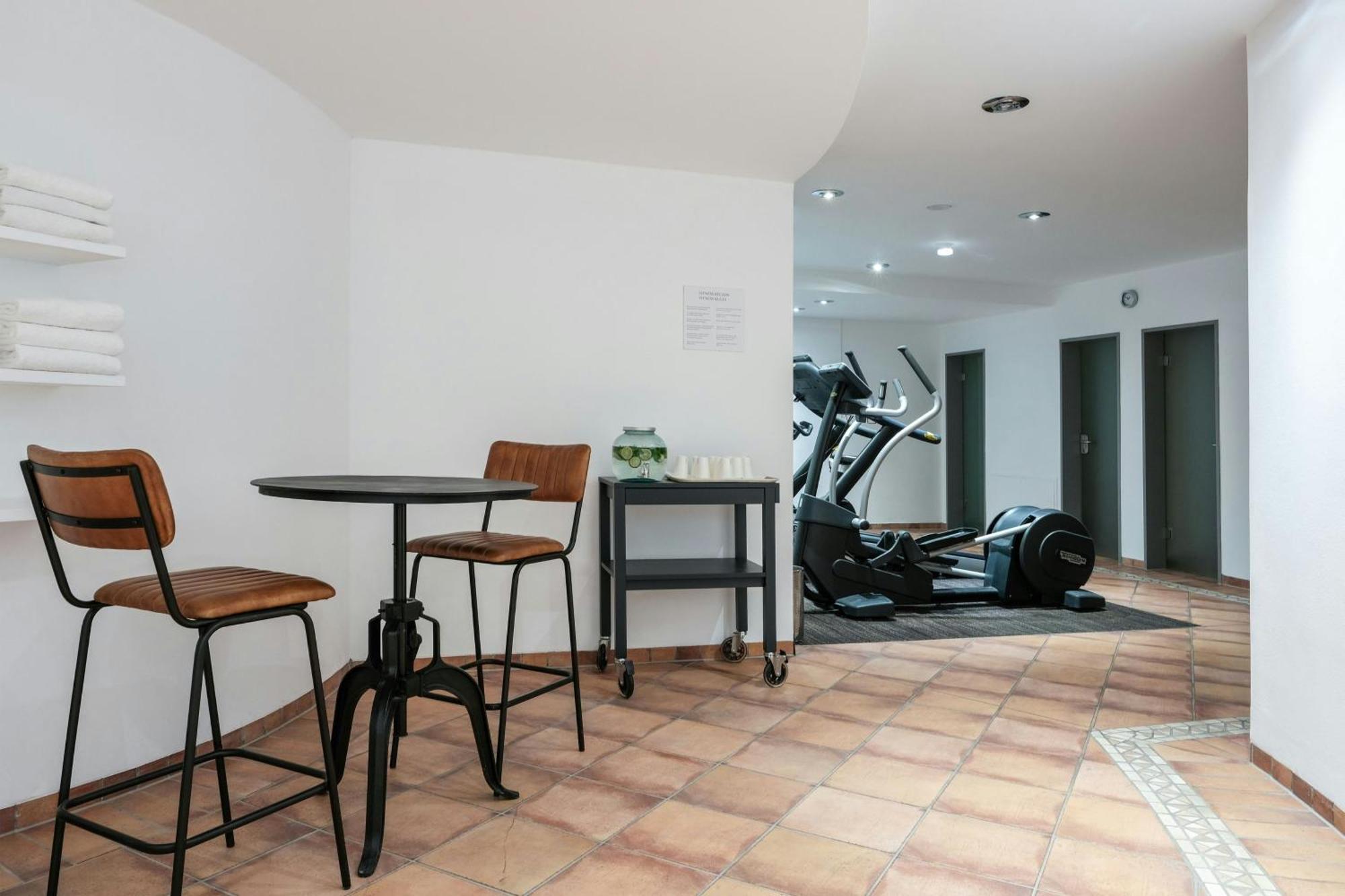 Four Ratingen Dusseldorf Airport Hotel Bagian luar foto