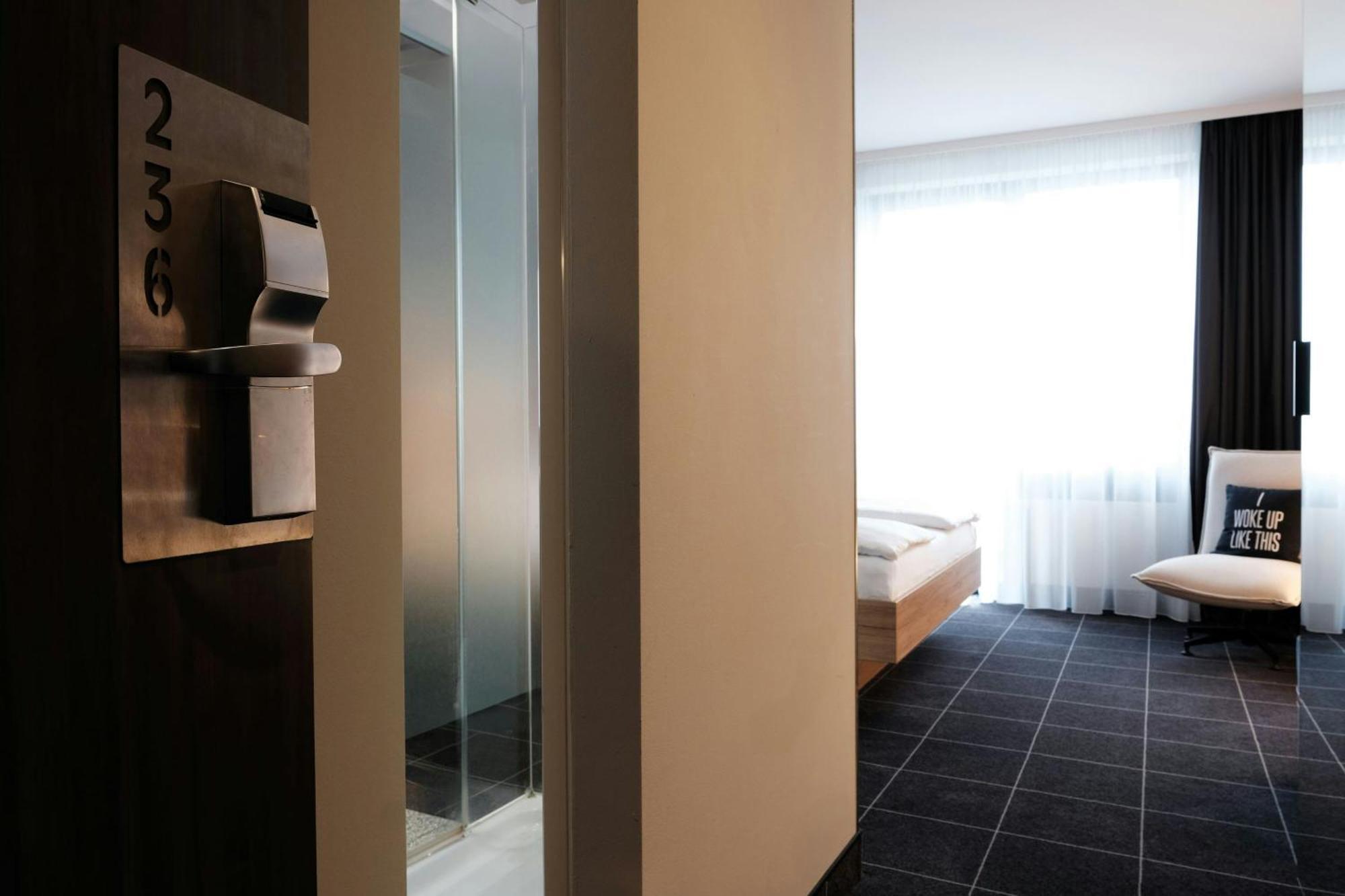 Four Ratingen Dusseldorf Airport Hotel Bagian luar foto