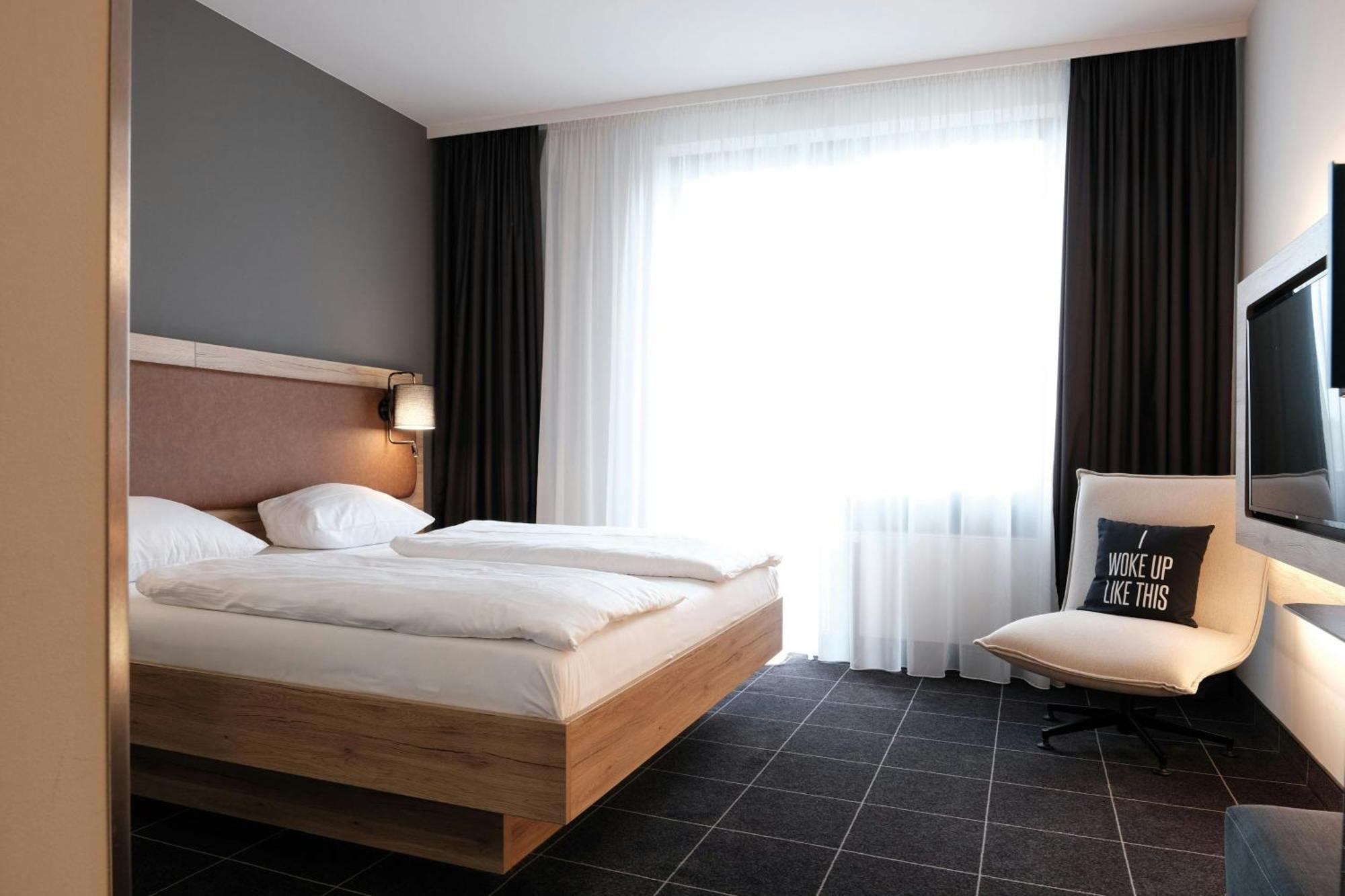 Four Ratingen Dusseldorf Airport Hotel Bagian luar foto