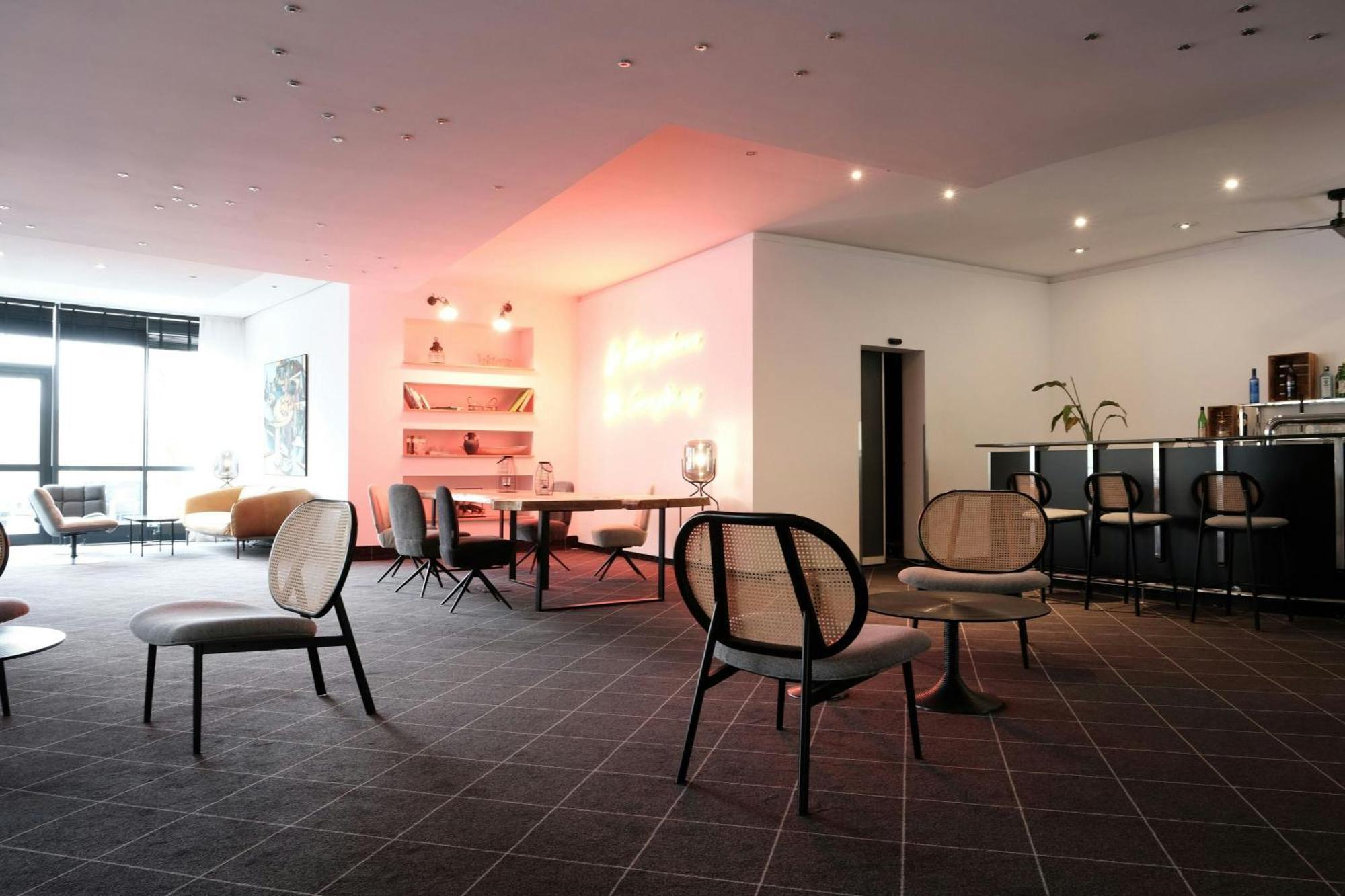 Four Ratingen Dusseldorf Airport Hotel Bagian luar foto