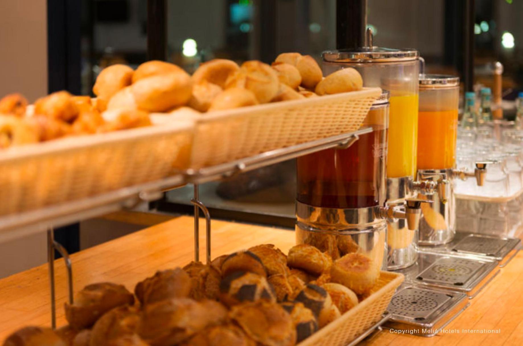 Four Ratingen Dusseldorf Airport Hotel Bagian luar foto